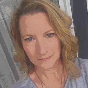 Meet your Posher, Leanne